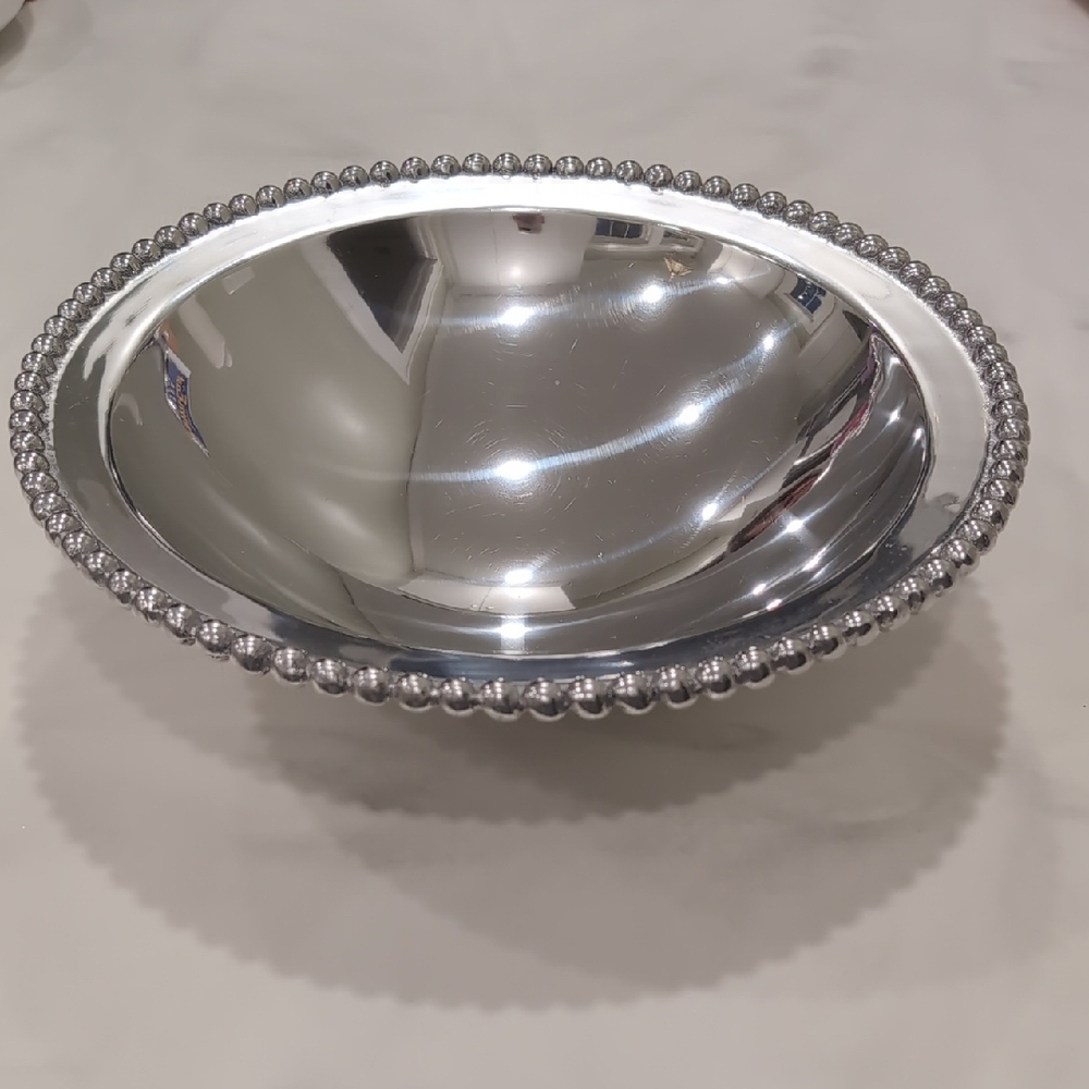 Mariposa Large Beaded Bowl With Seashell Serving Spoons